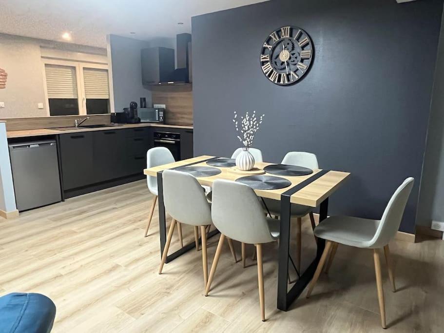 Charmant Appartement Cosy Porte De Colmar Sainte-Croix-en-Plaine ภายนอก รูปภาพ